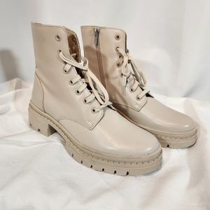 Trapery Lasocki Womens cream leather combat boots NWT 8.5M